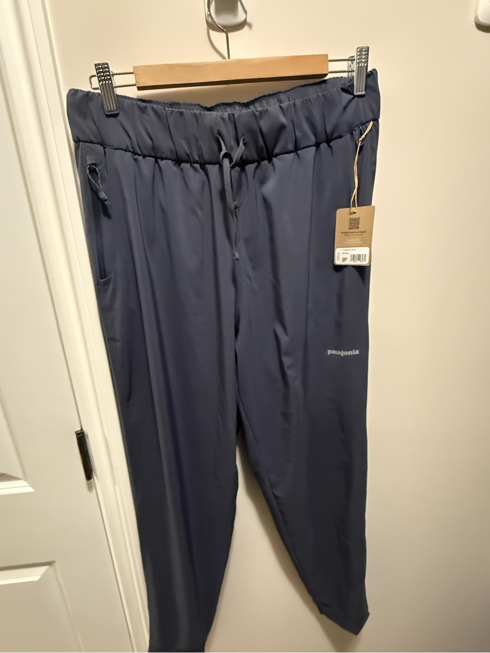 Patagonia Women’s Terrebonne Joggers - Navy